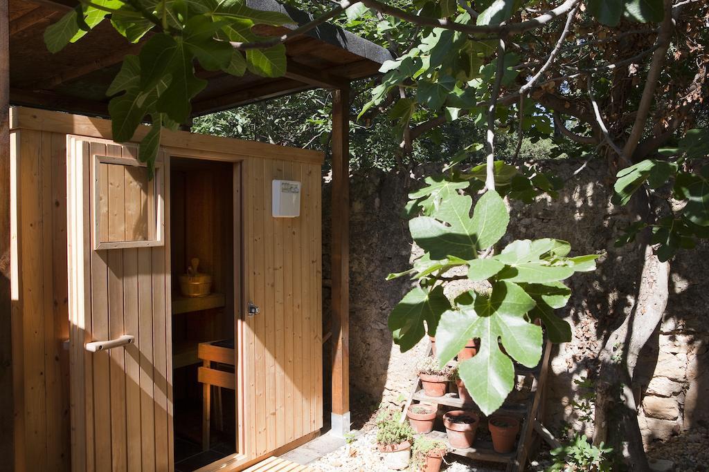 Hotel La Bastide Du Bois Breant Maubec  Exterior foto